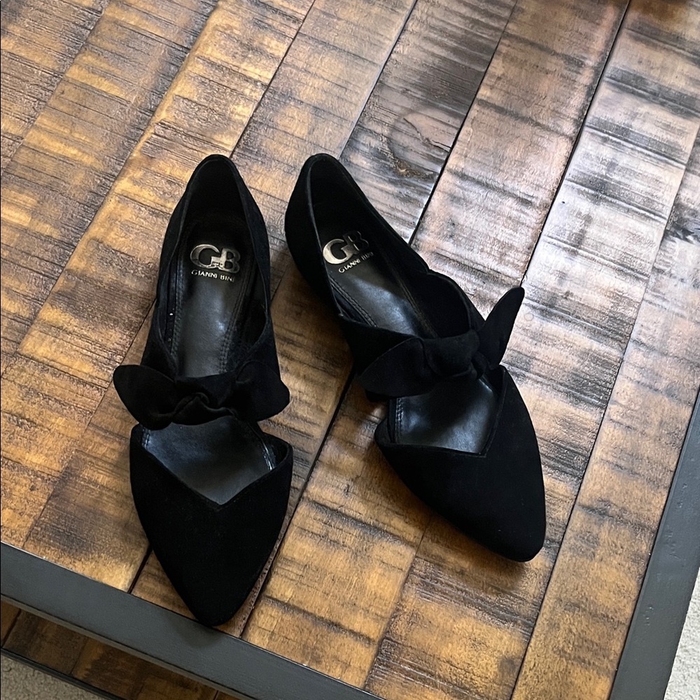 Gianni Bini Black Suede Bow Loafers